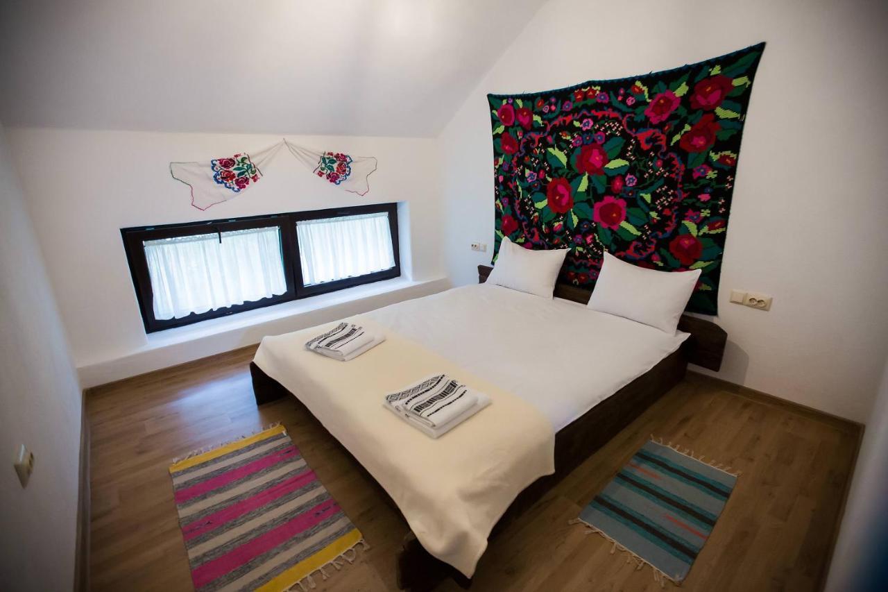 Muma Codrului Hotel Vascau Eksteriør billede